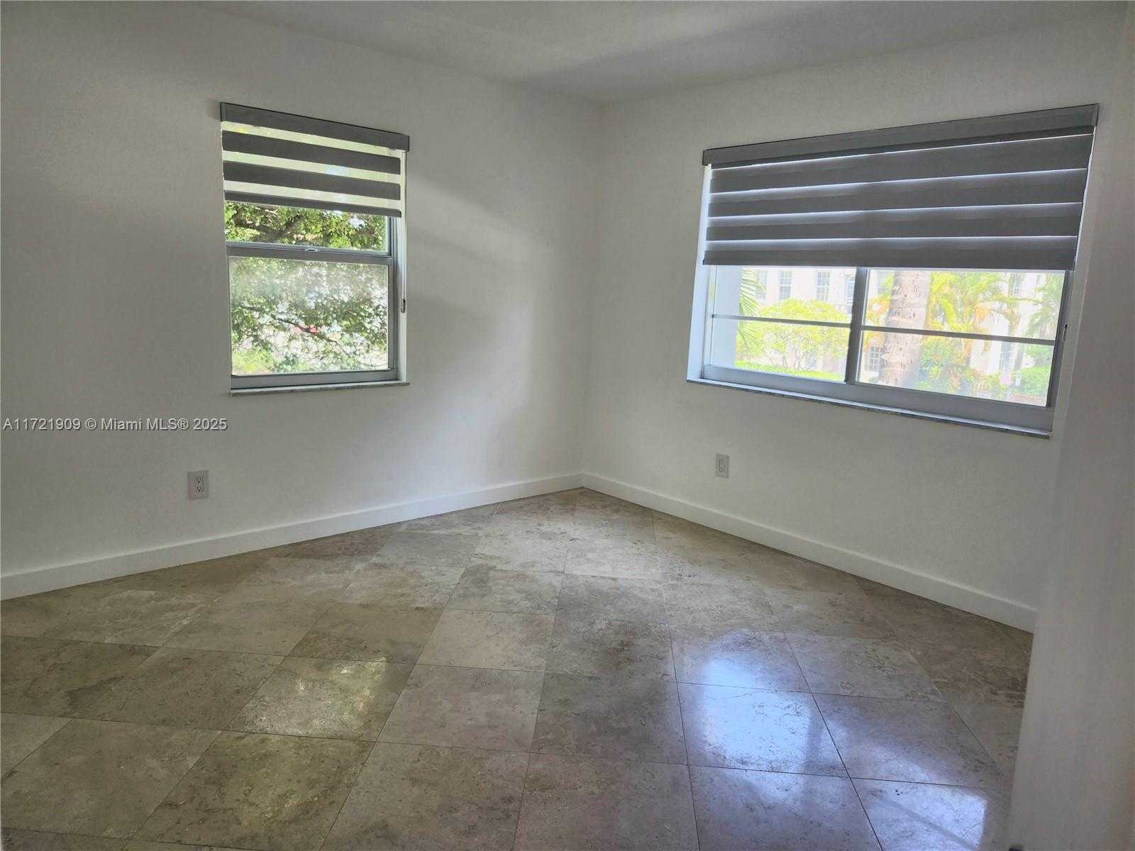 Small Image of 1610 LENOX AVE #206, Miami Beach Number 7