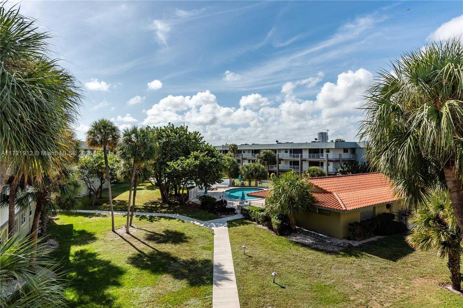 Small Image of 250 LAYNE BLVD #312, Hallandale Beach Number 15