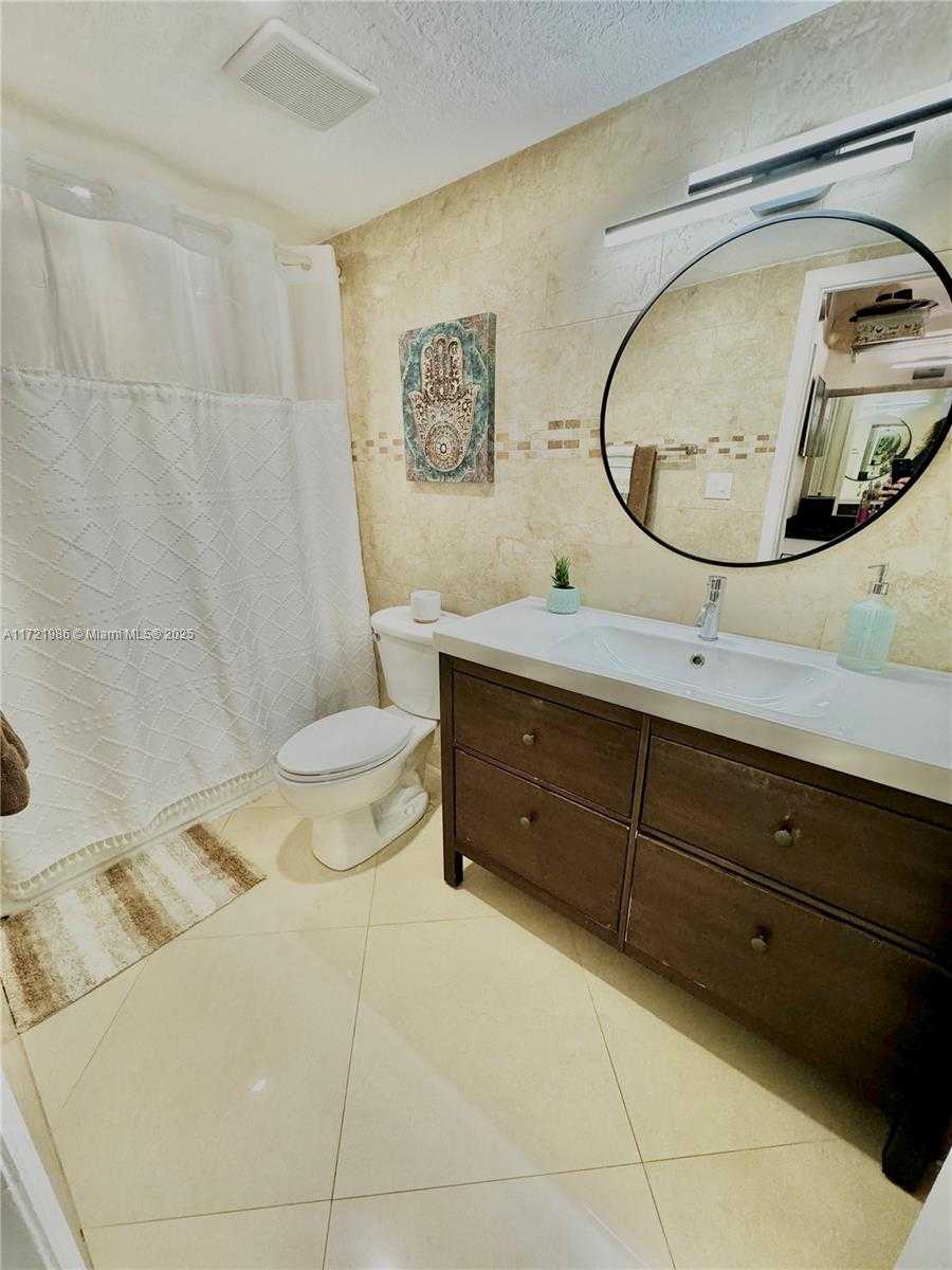 Small Image of 1080 94TH ST #212, Bay Harbor Islands Number 27