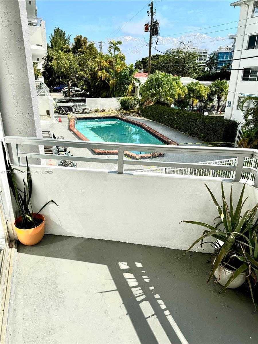 Small Image of 1080 94TH ST #212, Bay Harbor Islands Number 35
