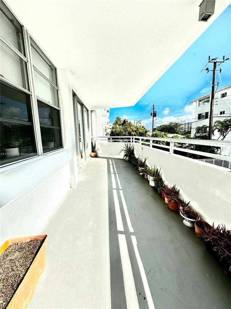 Small Image of 1080 94TH ST #212, Bay Harbor Islands Number 38