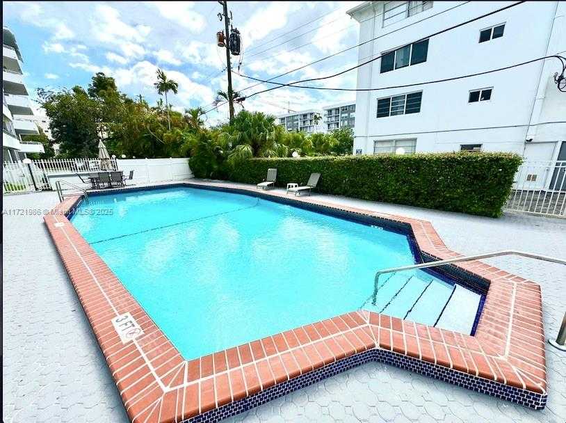 Small Image of 1080 94TH ST #212, Bay Harbor Islands Number 43