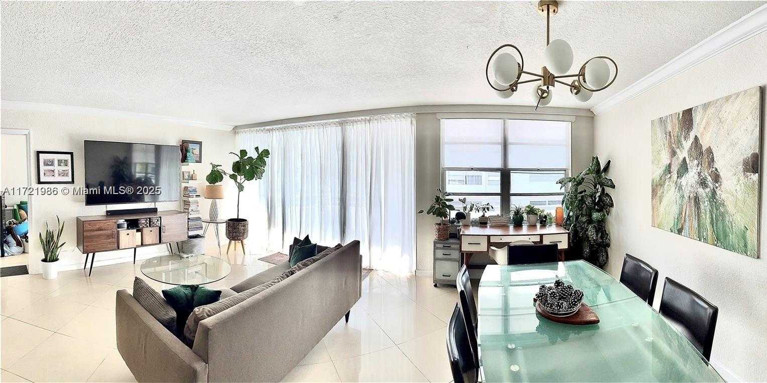 Small Image of 1080 94TH ST #212, Bay Harbor Islands Number 5