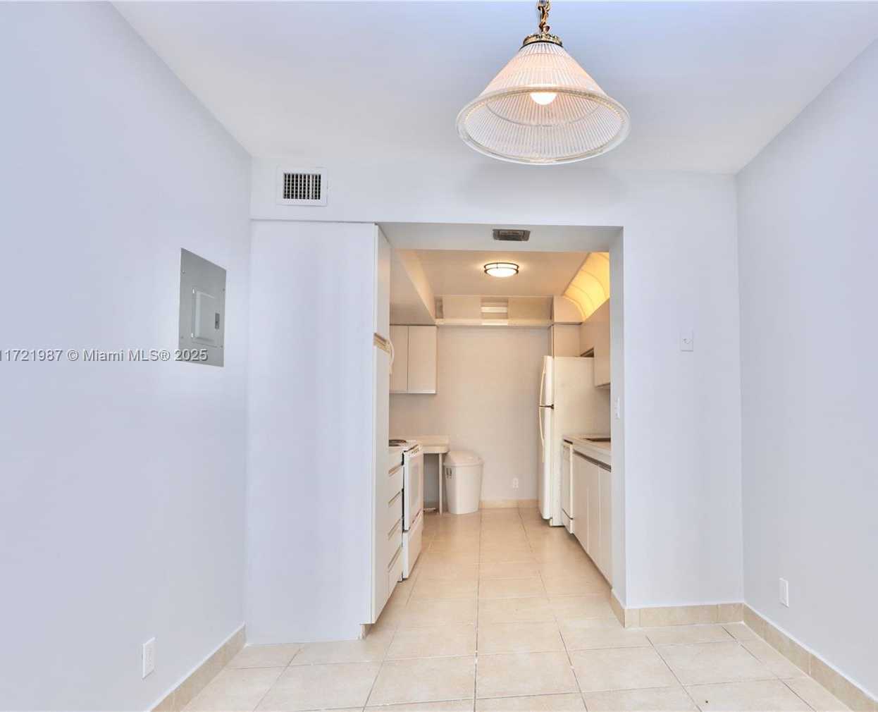 Small Image of 2401 SOUTH OCEAN DR #1003, Hollywood Number 15