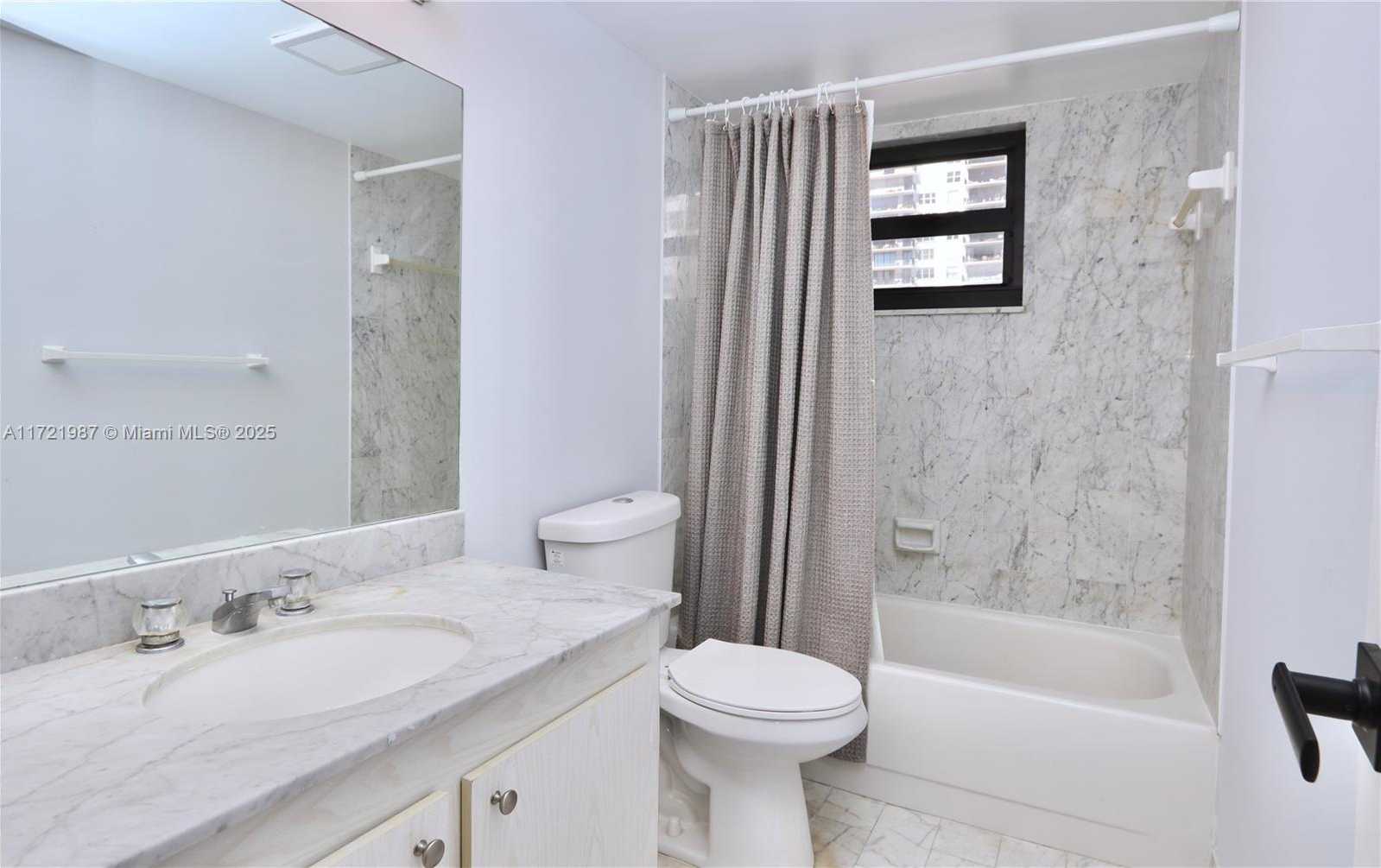 Small Image of 2401 SOUTH OCEAN DR #1003, Hollywood Number 24