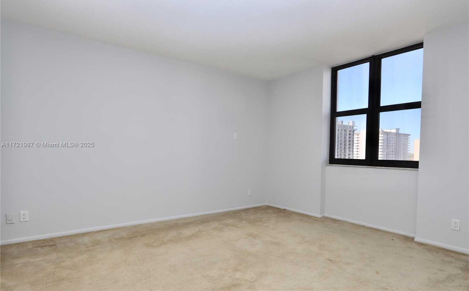 Small Image of 2401 SOUTH OCEAN DR #1003, Hollywood Number 26