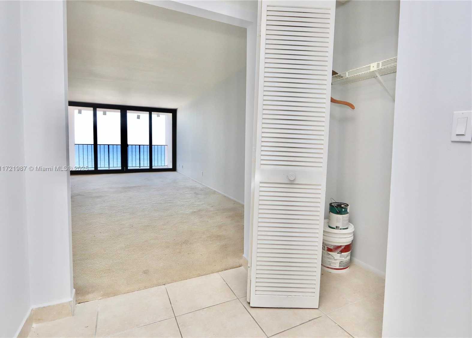 Small Image of 2401 SOUTH OCEAN DR #1003, Hollywood Number 32