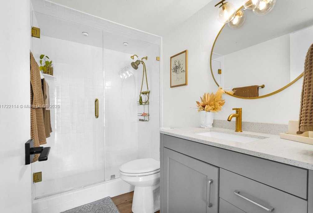 Small Image of 9800 WEST BAY HARBOR DR #503, Bay Harbor Islands Number 21