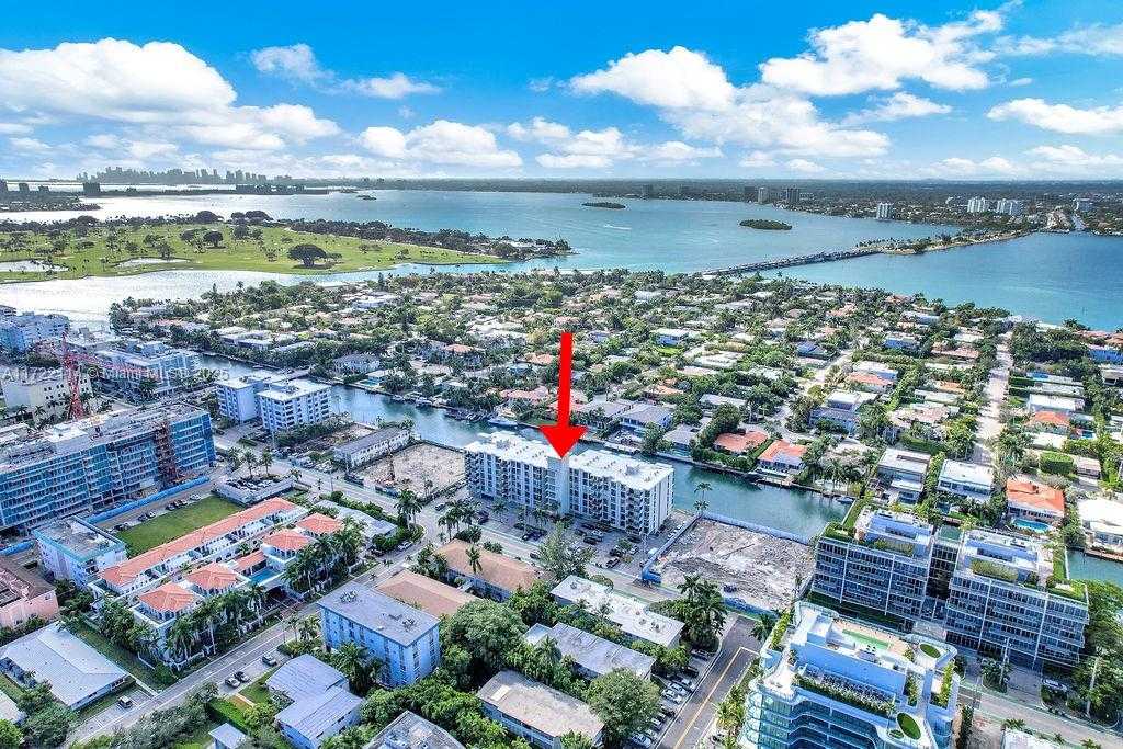 Small Image of 9800 WEST BAY HARBOR DR #503, Bay Harbor Islands Number 31