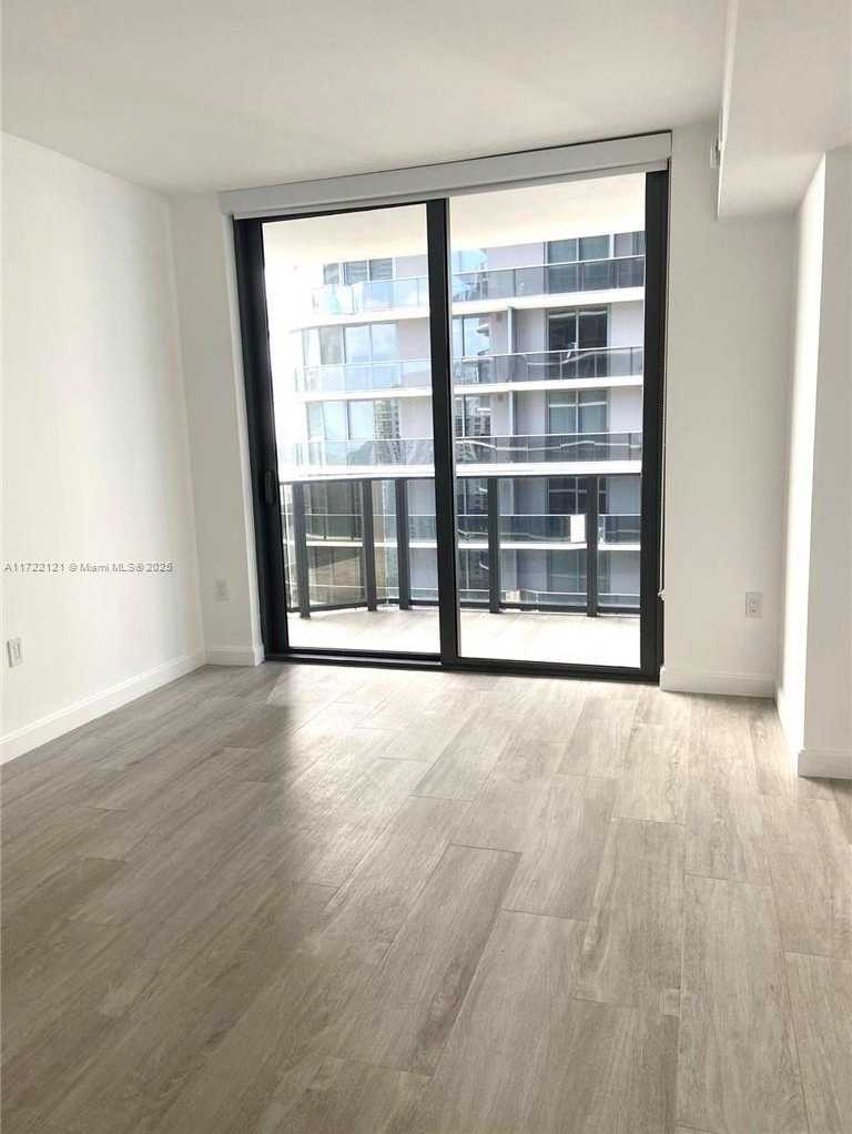 Small Image of 45 SOUTH WEST 9TH ST #3707, Miami Number 17