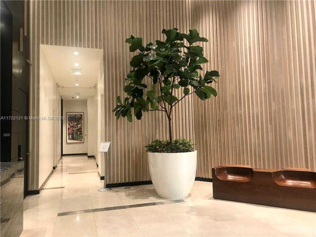 Small Image of 45 SOUTH WEST 9TH ST #3707, Miami Number 20