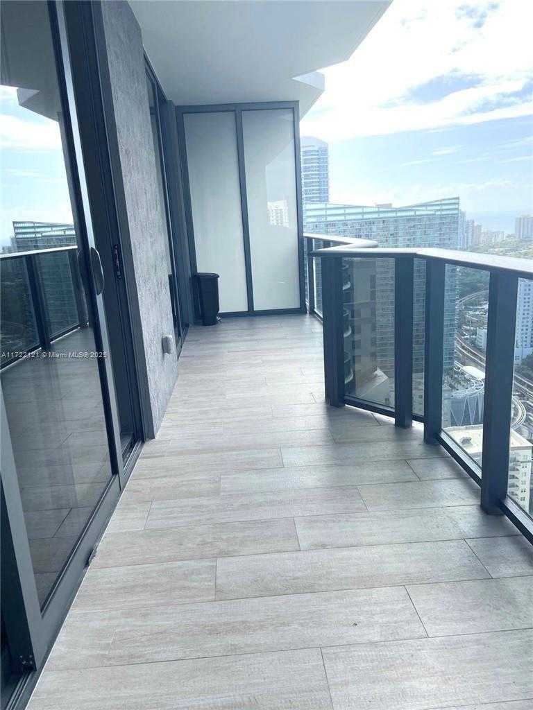 Small Image of 45 SOUTH WEST 9TH ST #3707, Miami Number 5