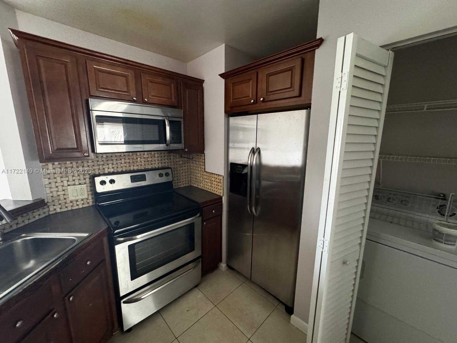 Small Image of 3437 NORTH WEST 44TH ST #208, Oakland Park Number 8