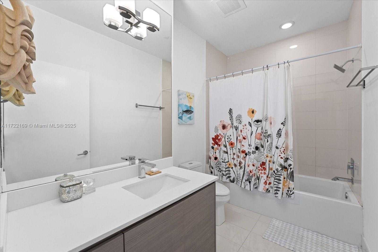 Small Image of 460 NORTH EAST 28TH ST #304, Miami Number 10