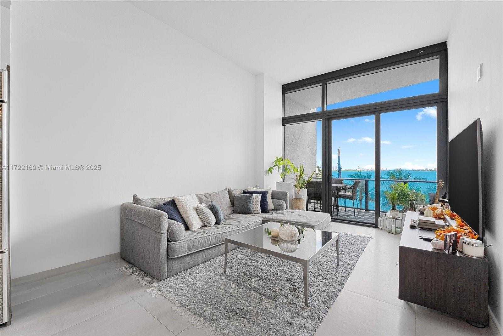 Small Image of 460 NORTH EAST 28TH ST #304, Miami Number 4