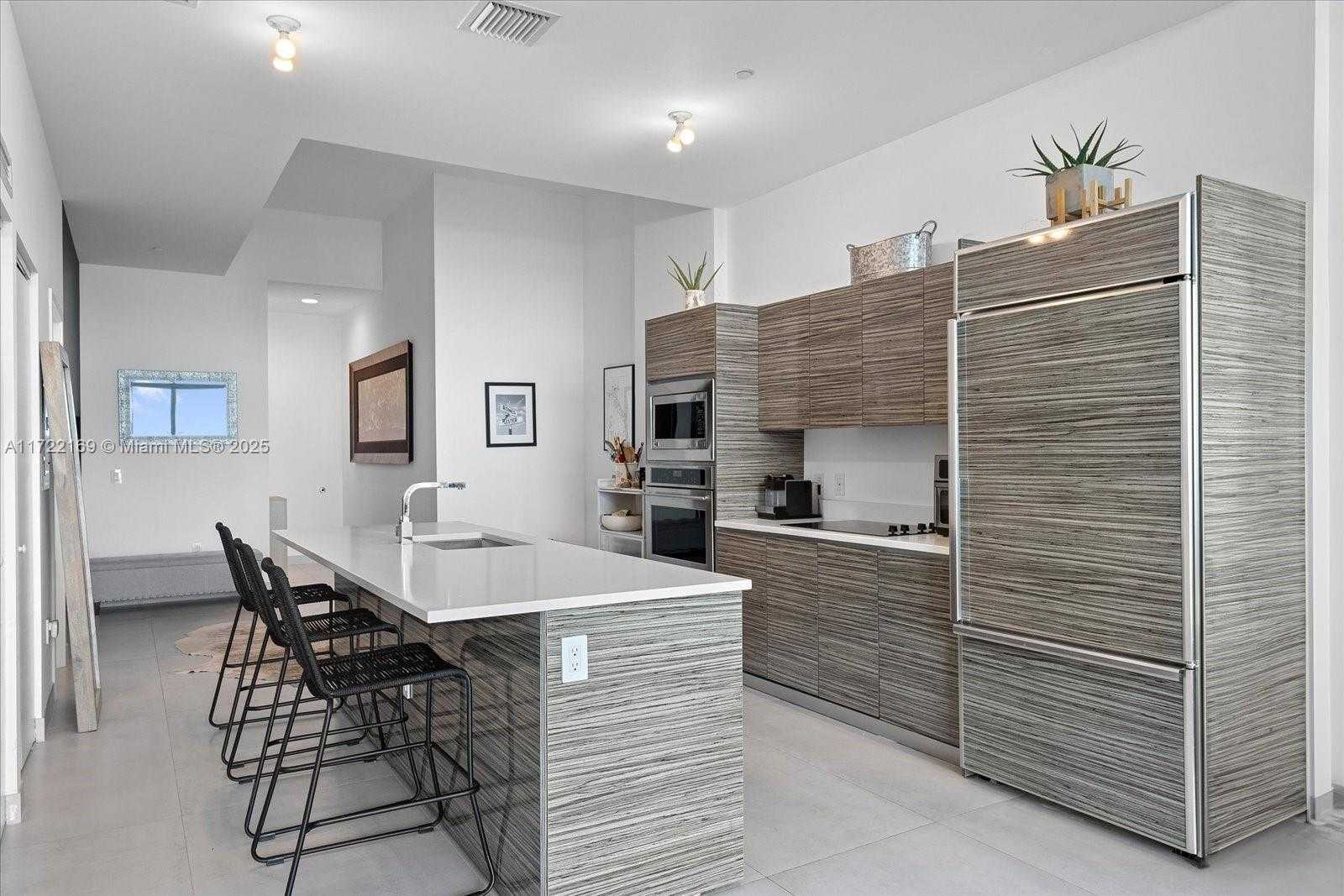 Small Image of 460 NORTH EAST 28TH ST #304, Miami Number 8