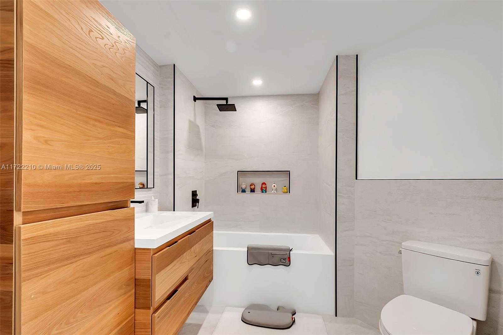 Small Image of 9055 SOUTH WEST 73RD CT #2107, Miami Number 14