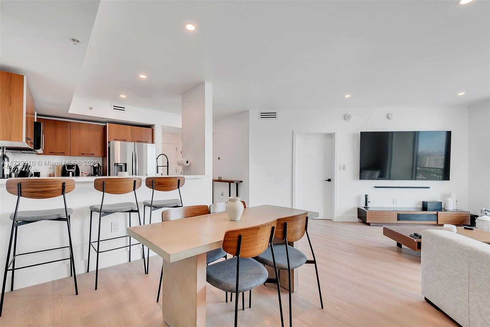 Small Image of 9055 SOUTH WEST 73RD CT #2107, Miami Number 4