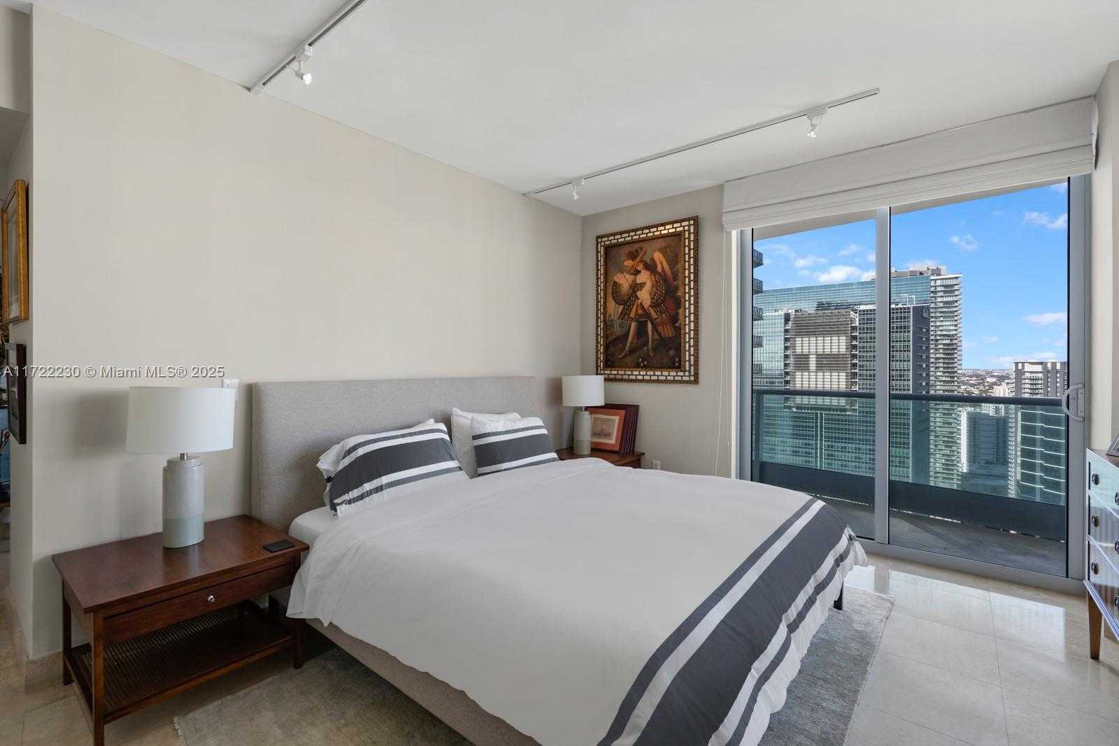 Small Image of 1331 BRICKELL BAY DR #3901, Miami Number 27