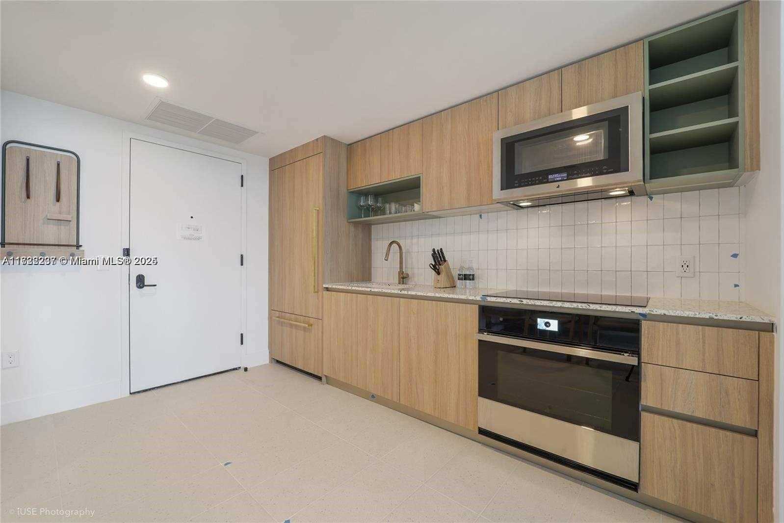 Small Image of 601 NORTH EAST 1ST AVE #3913, Miami Number 3