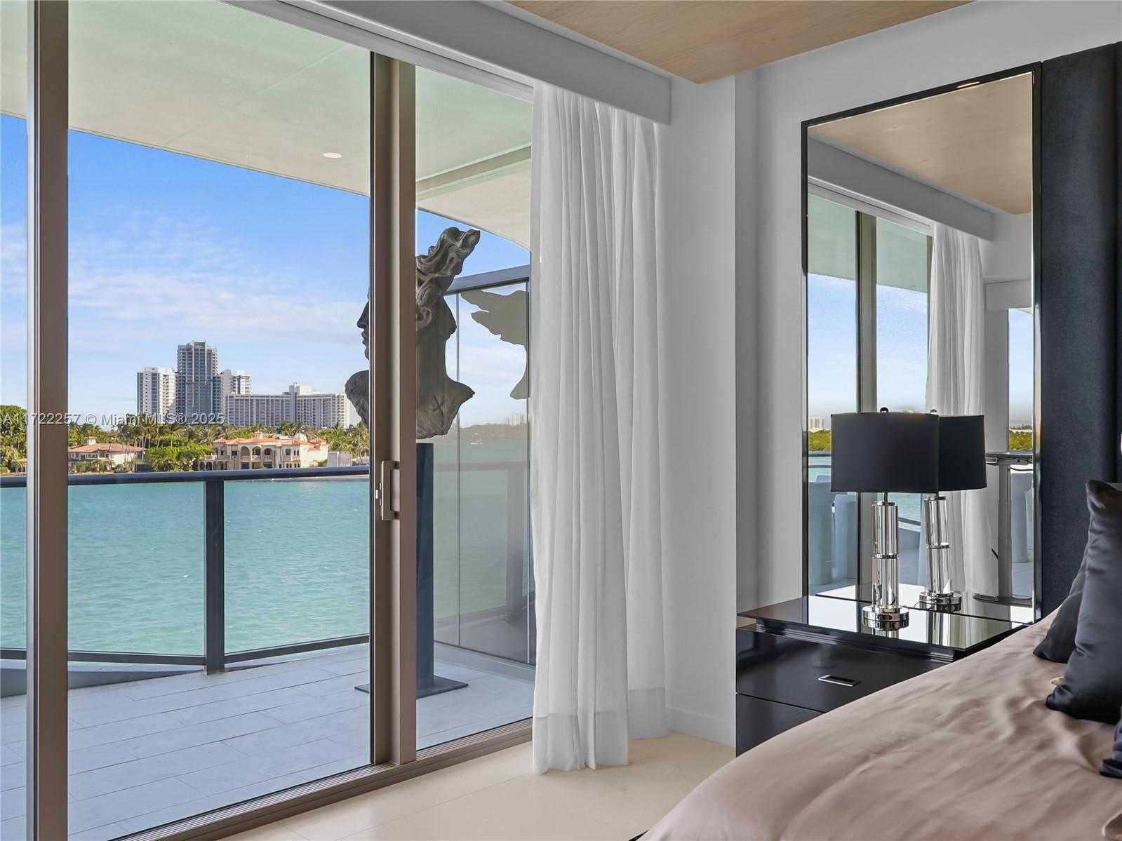 Small Image of 1135 103 ST #502, Bay Harbor Islands Number 17