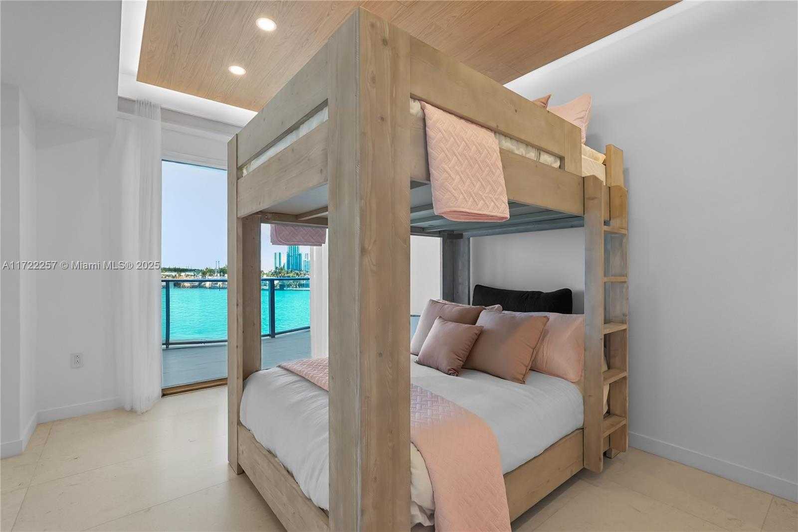 Small Image of 1135 103 ST #502, Bay Harbor Islands Number 70