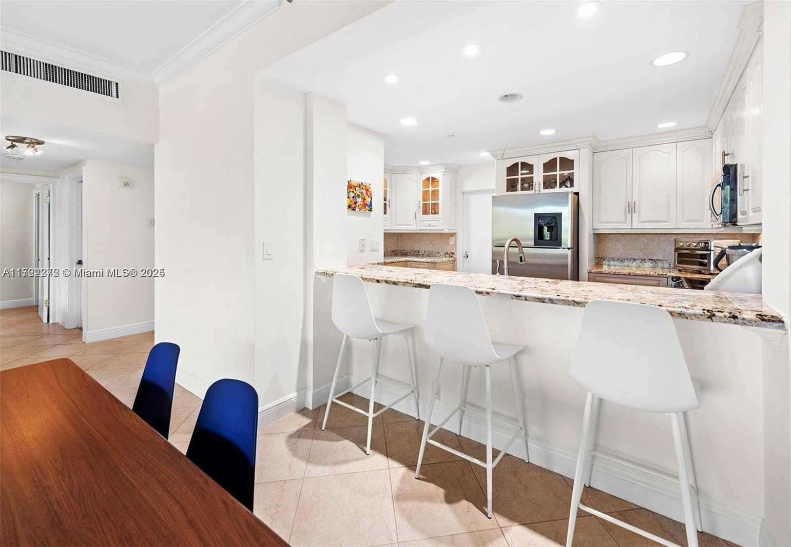 Small Image of 151 CRANDON BLVD #320, Key Biscayne Number 11