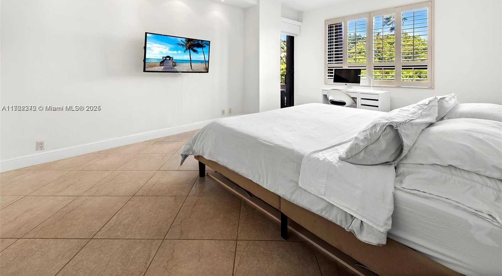 Small Image of 151 CRANDON BLVD #320, Key Biscayne Number 18