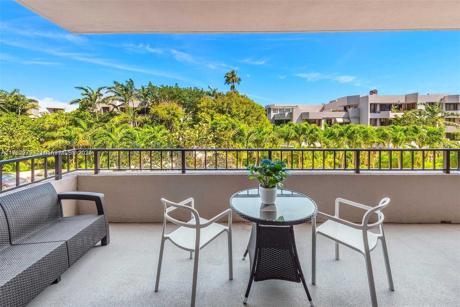 Small Image of 151 CRANDON BLVD #320, Key Biscayne Number 3