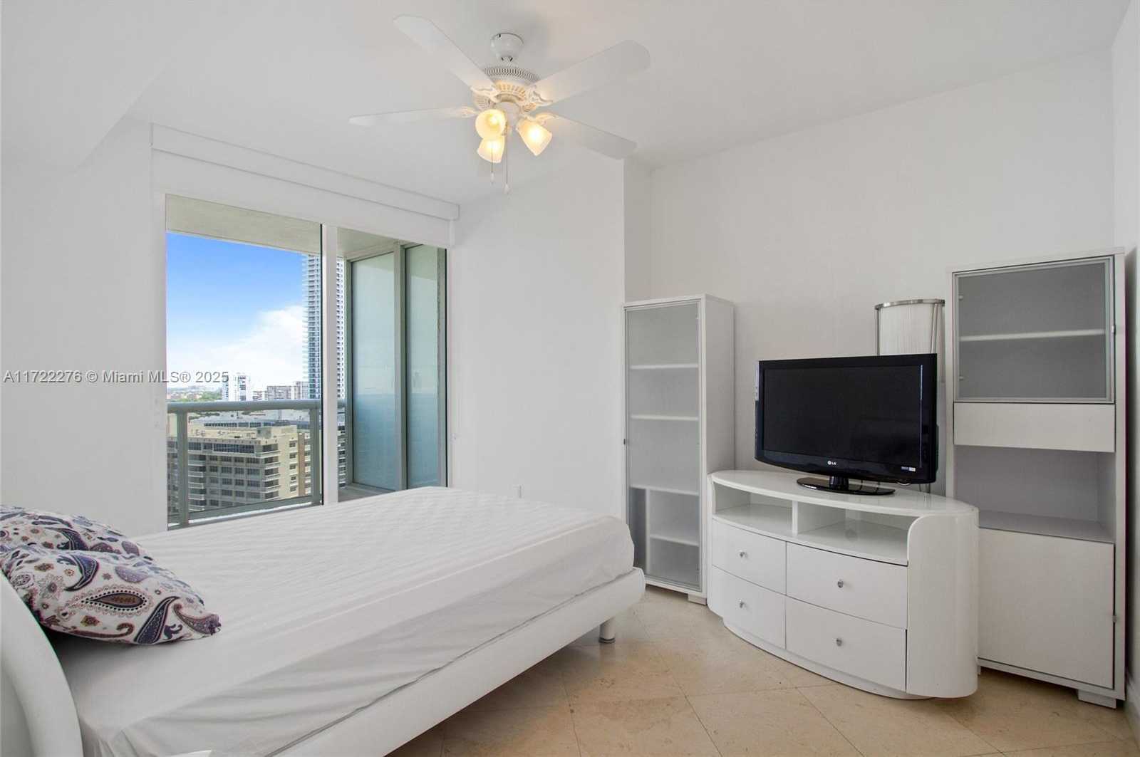 Small Image of 1850 SOUTH OCEAN DR #1608, Hallandale Beach Number 17