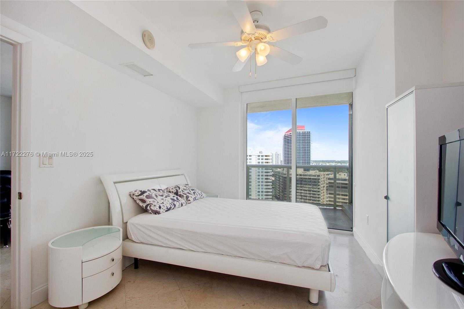 Small Image of 1850 SOUTH OCEAN DR #1608, Hallandale Beach Number 18