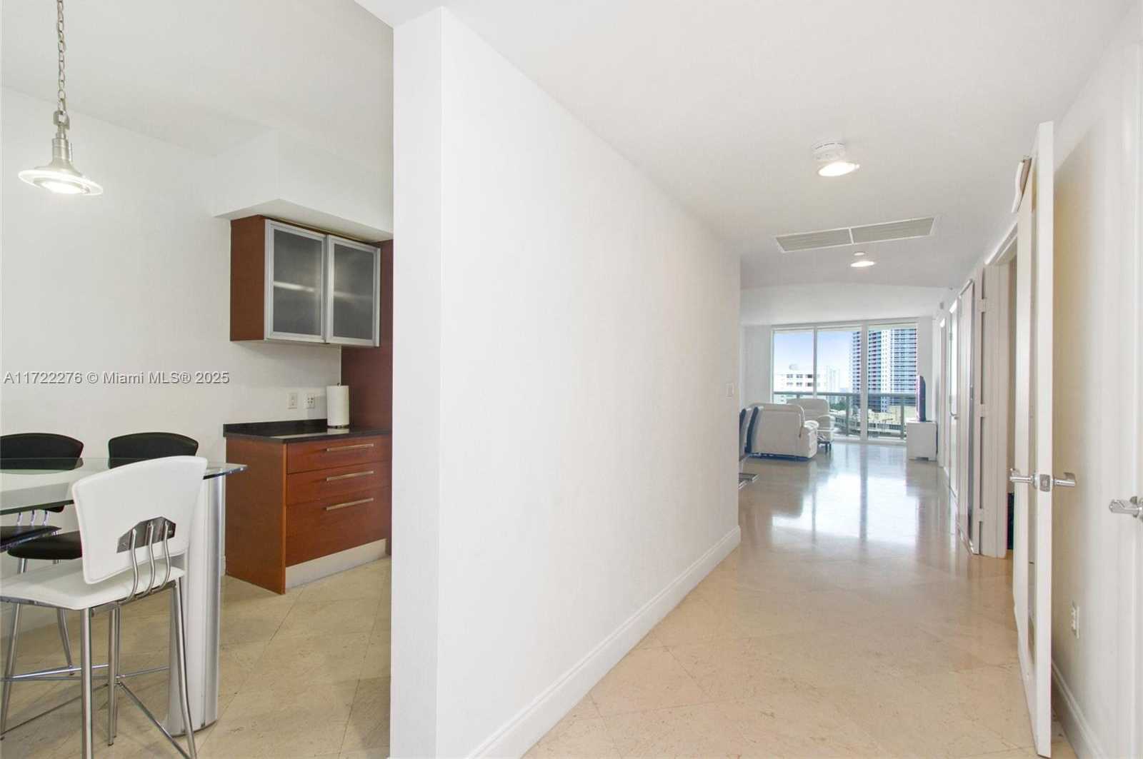 Small Image of 1850 SOUTH OCEAN DR #1608, Hallandale Beach Number 3