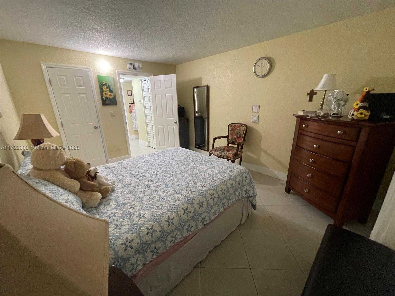 Small Image of 9041 SUNRISE LAKES BLVD #108, Sunrise Number 27