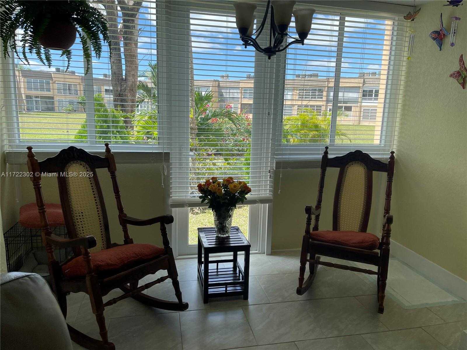 Small Image of 9041 SUNRISE LAKES BLVD #108, Sunrise Number 38