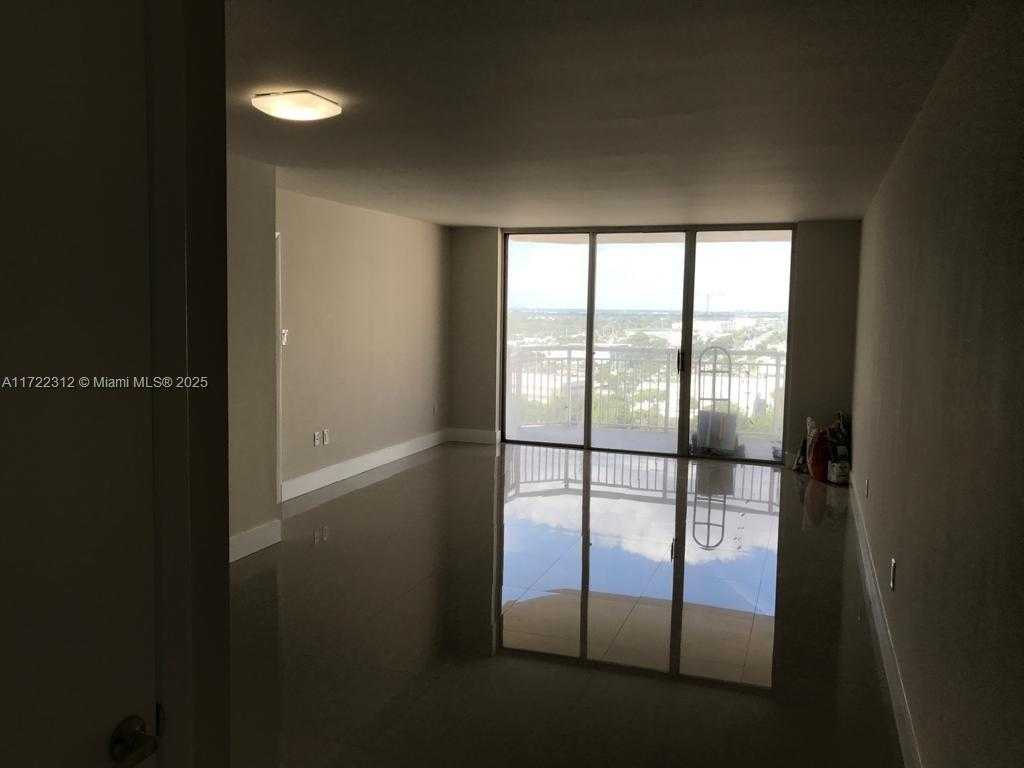Small Image of 18011 BISCAYNE BLVD #1802, Aventura Number 5