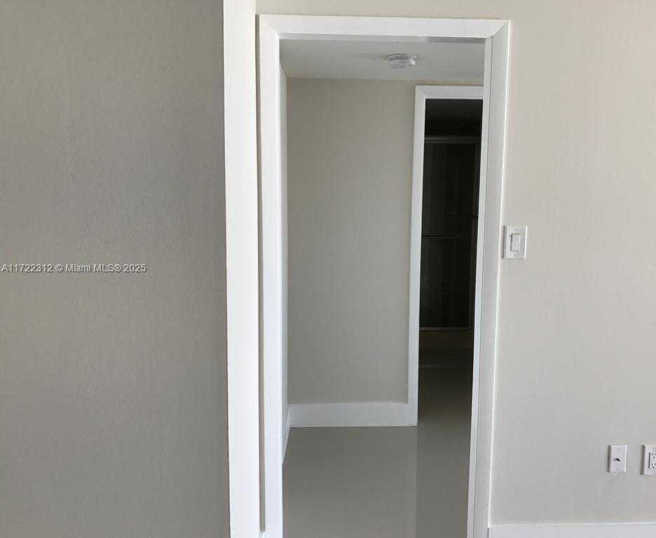 Small Image of 18011 BISCAYNE BLVD #1802, Aventura Number 6