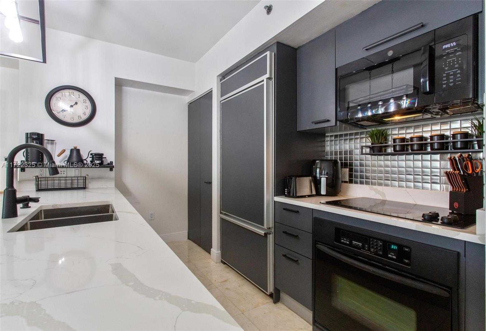 Small Image of 1830 SOUTH OCEAN DR #1712, Hallandale Beach Number 10