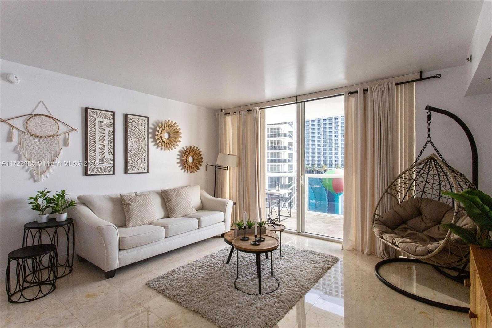 Small Image of 1830 SOUTH OCEAN DR #1712, Hallandale Beach Number 23