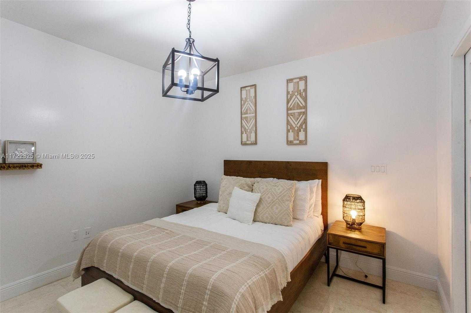 Small Image of 1830 SOUTH OCEAN DR #1712, Hallandale Beach Number 26
