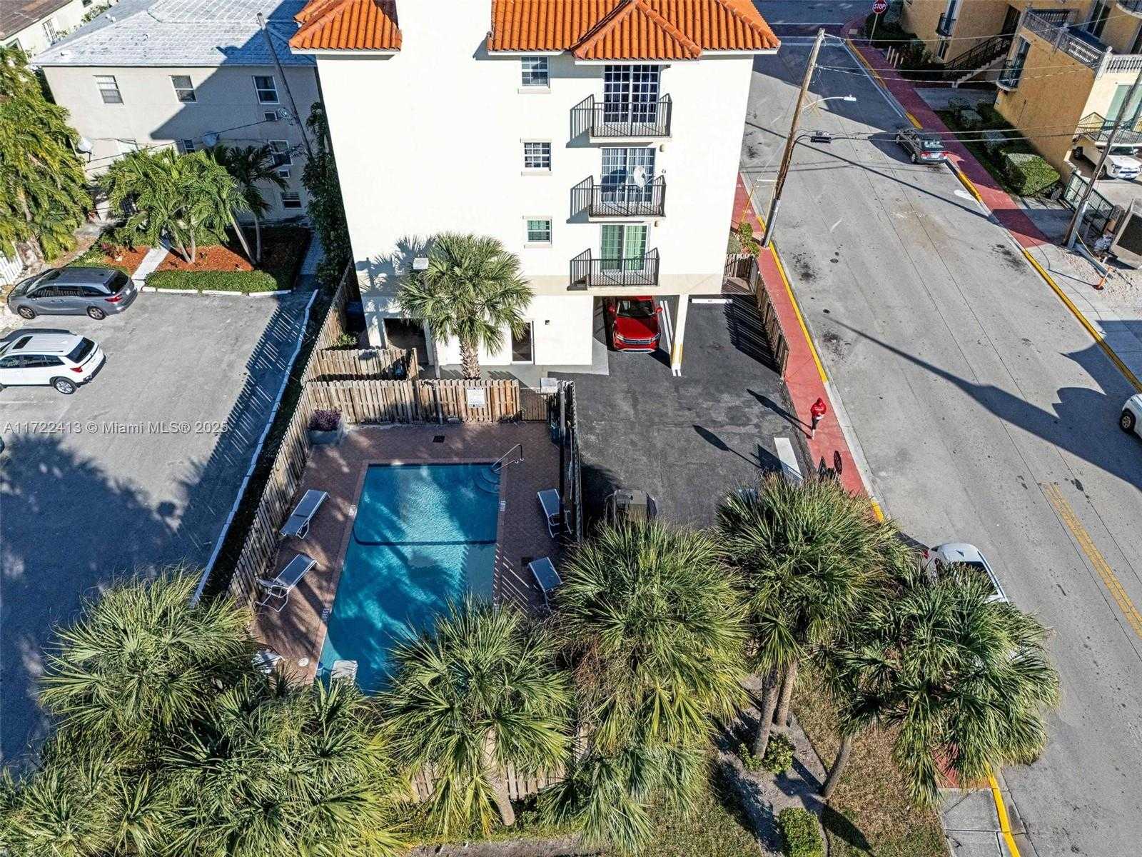 Small Image of 8900 COLLINS AVE #202, Surfside Number 30