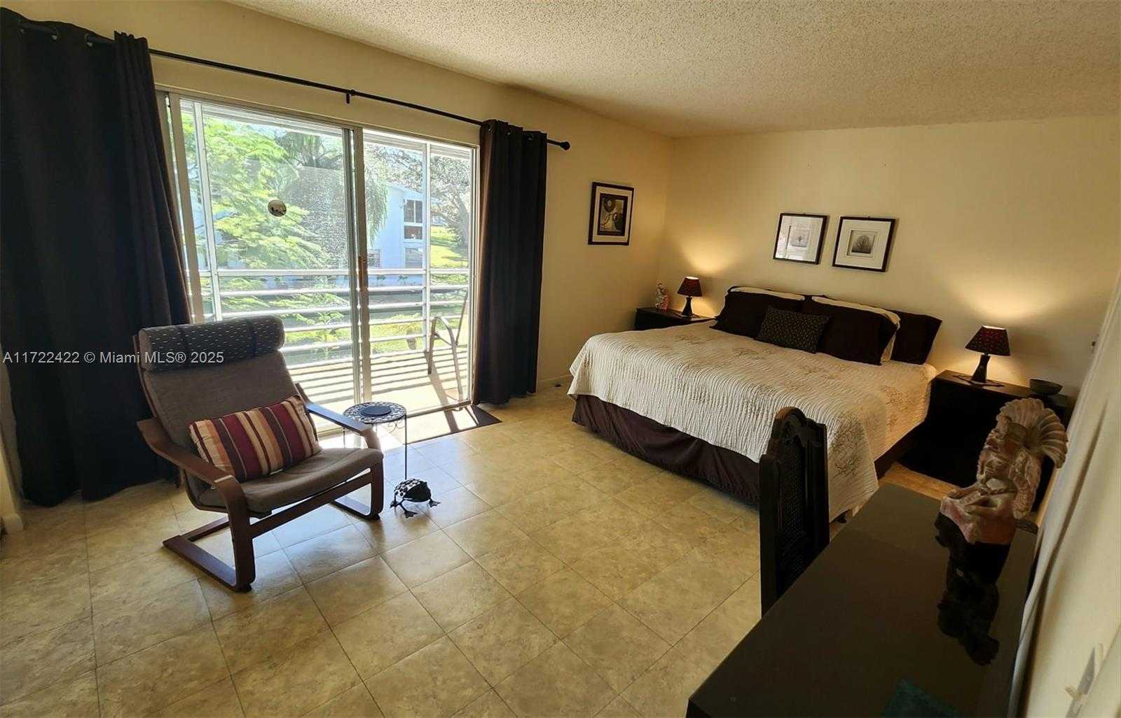 Small Image of 198 TILFORD J #198, Deerfield Beach Number 13