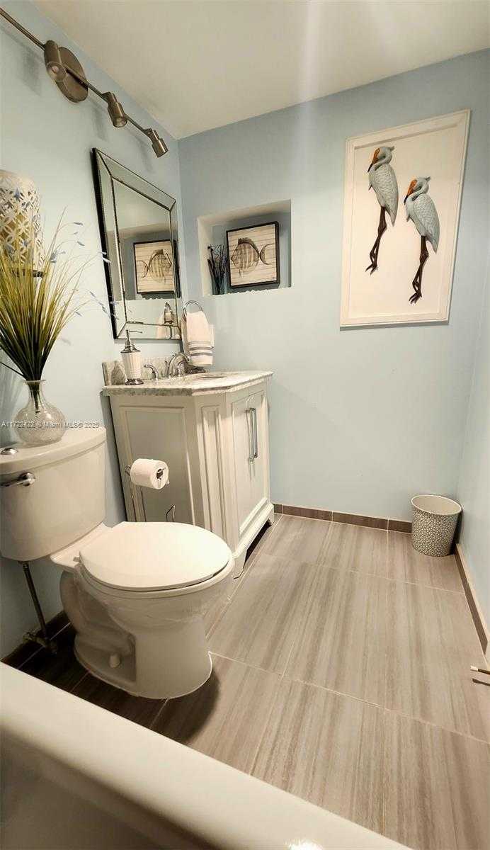 Small Image of 198 TILFORD J #198, Deerfield Beach Number 16