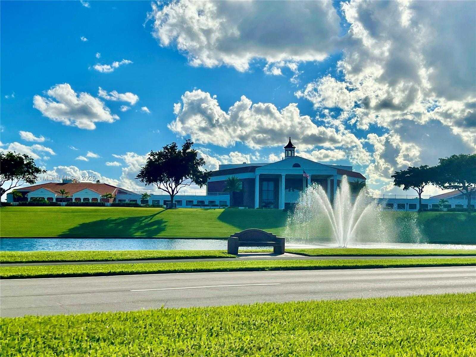 Small Image of 198 TILFORD J #198, Deerfield Beach Number 31