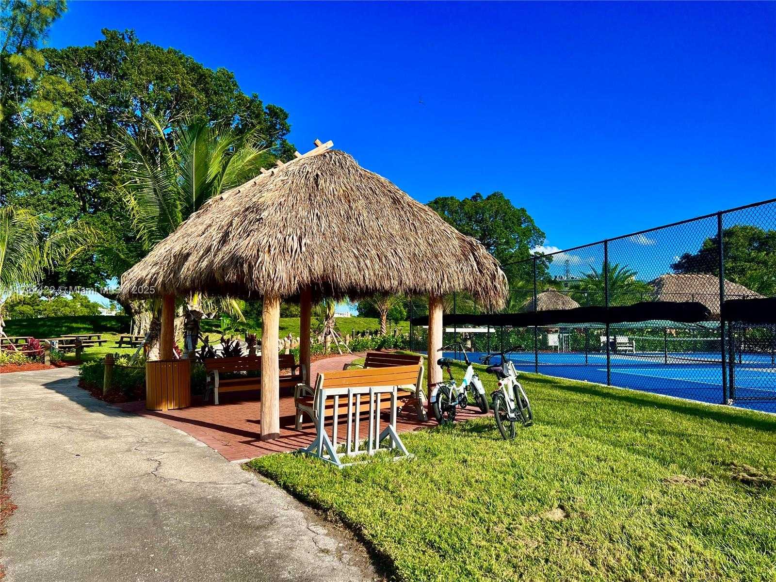 Small Image of 198 TILFORD J #198, Deerfield Beach Number 33