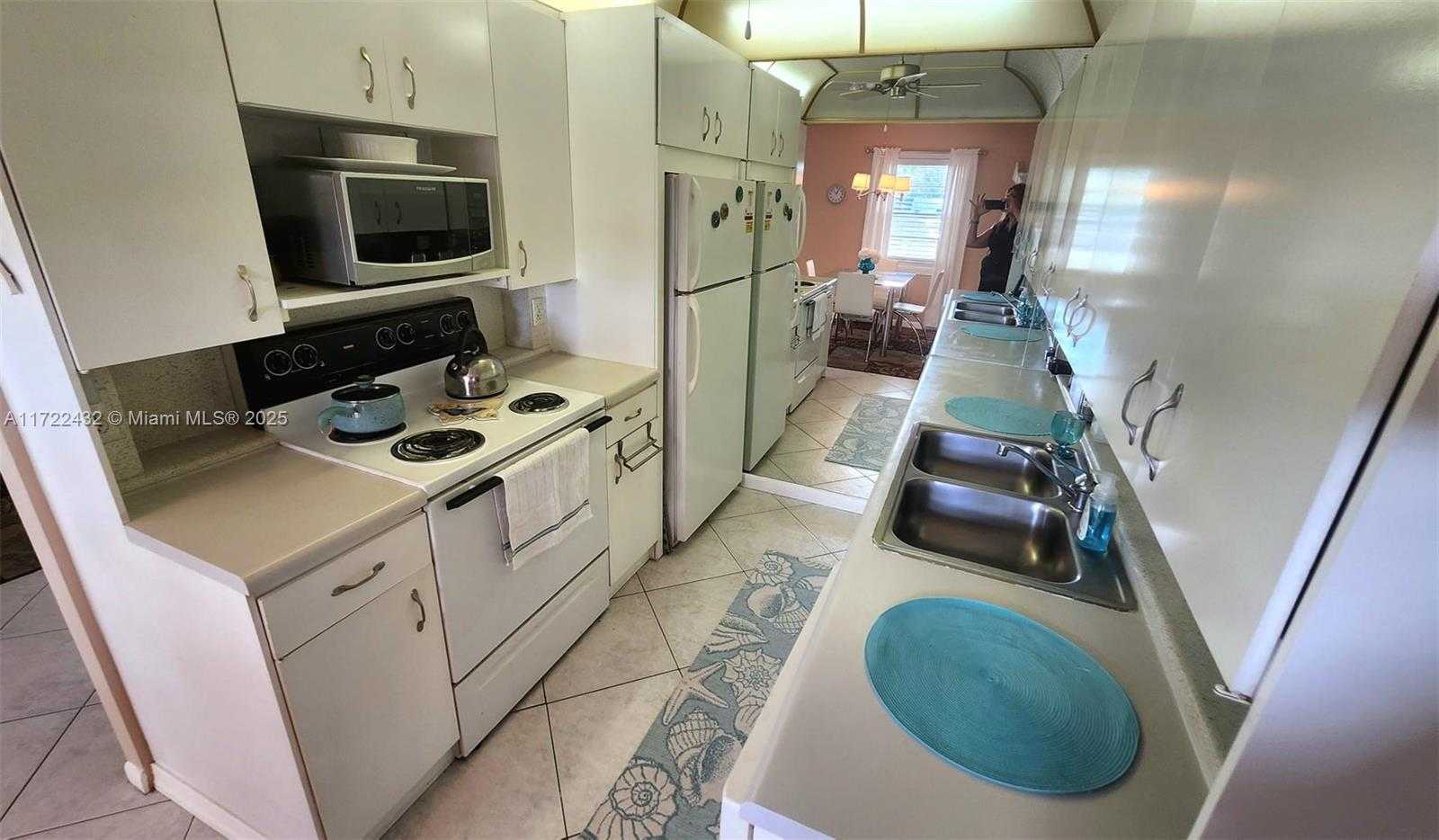 Small Image of 1076 NEWPORT Q #1076, Deerfield Beach Number 7
