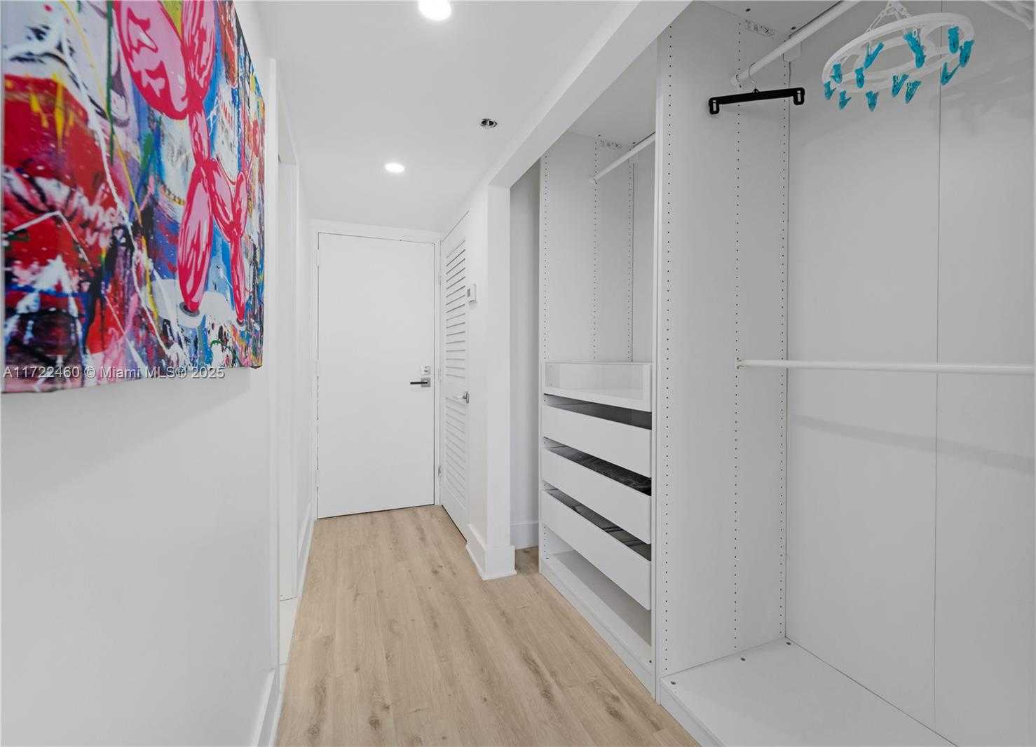 Small Image of 7601 EAST TREASURE DR #2209, North Bay Village Number 13