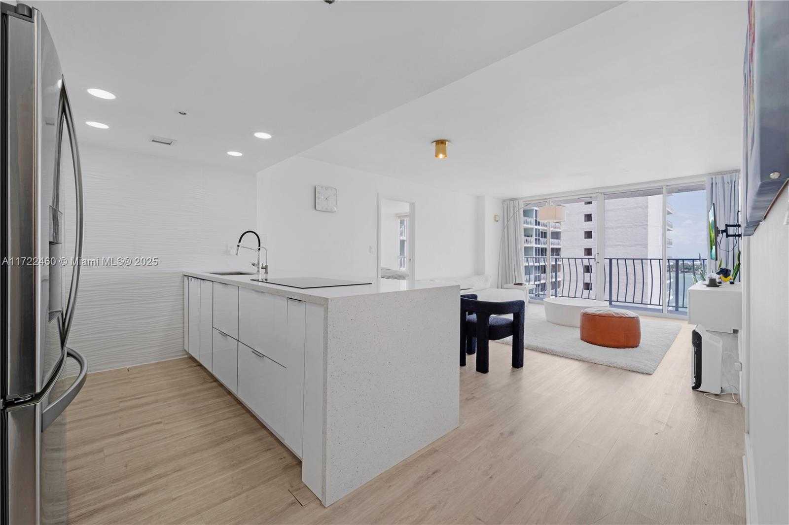 Small Image of 7601 EAST TREASURE DR #2209, North Bay Village Number 5