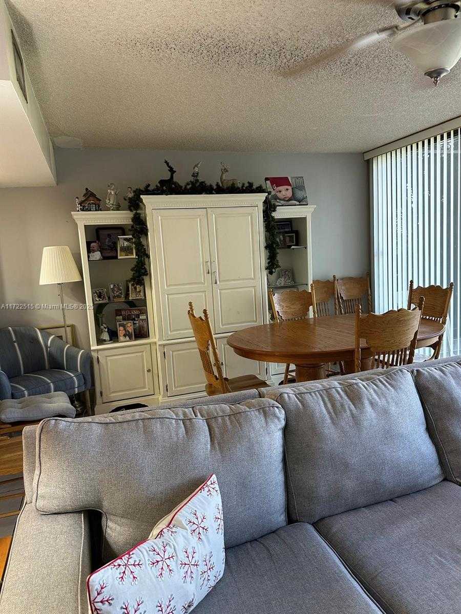 Small Image of 2801 SOUTH WEST 87TH AVE #1005, Davie Number 10