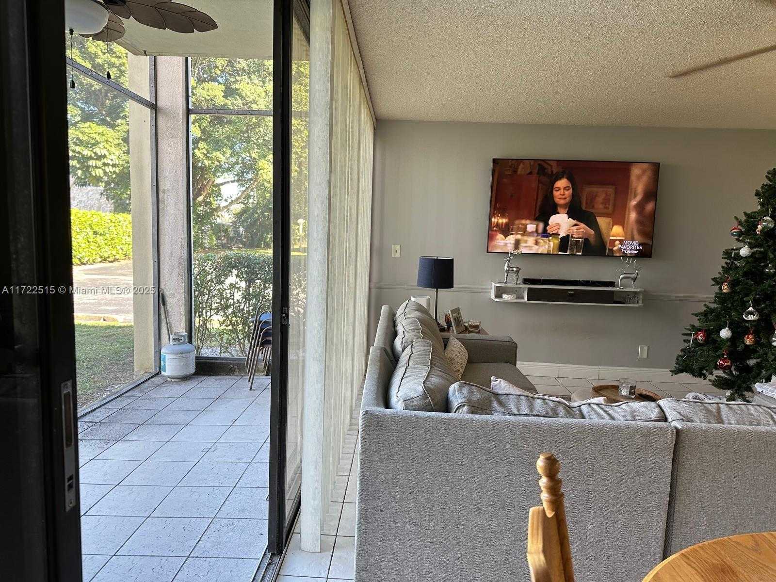 Small Image of 2801 SOUTH WEST 87TH AVE #1005, Davie Number 12