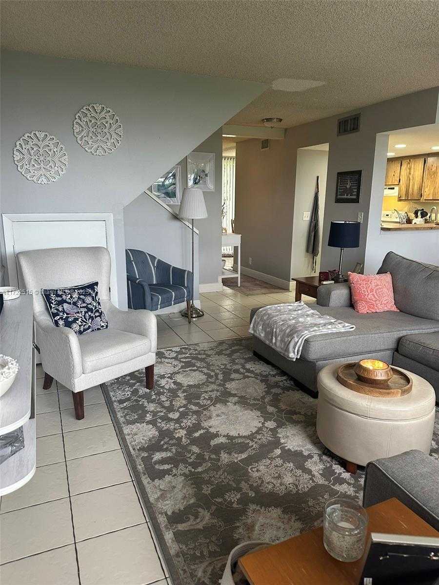 Small Image of 2801 SOUTH WEST 87TH AVE #1005, Davie Number 13
